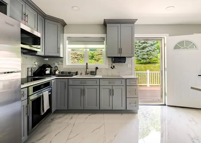 Modern 3Br Woodbury Ny